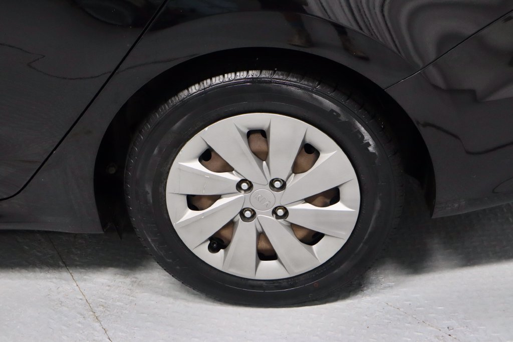 Used 2019 Kia Rio S FWD image 18