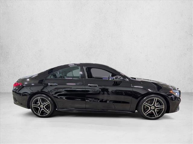 Used 2025 Mercedes-Benz CLA 250 image 4