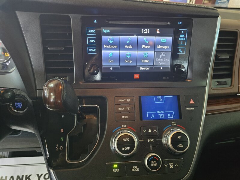 Used 2017 Toyota Sienna Limited Premium w/ Advanced Technology Package image 29