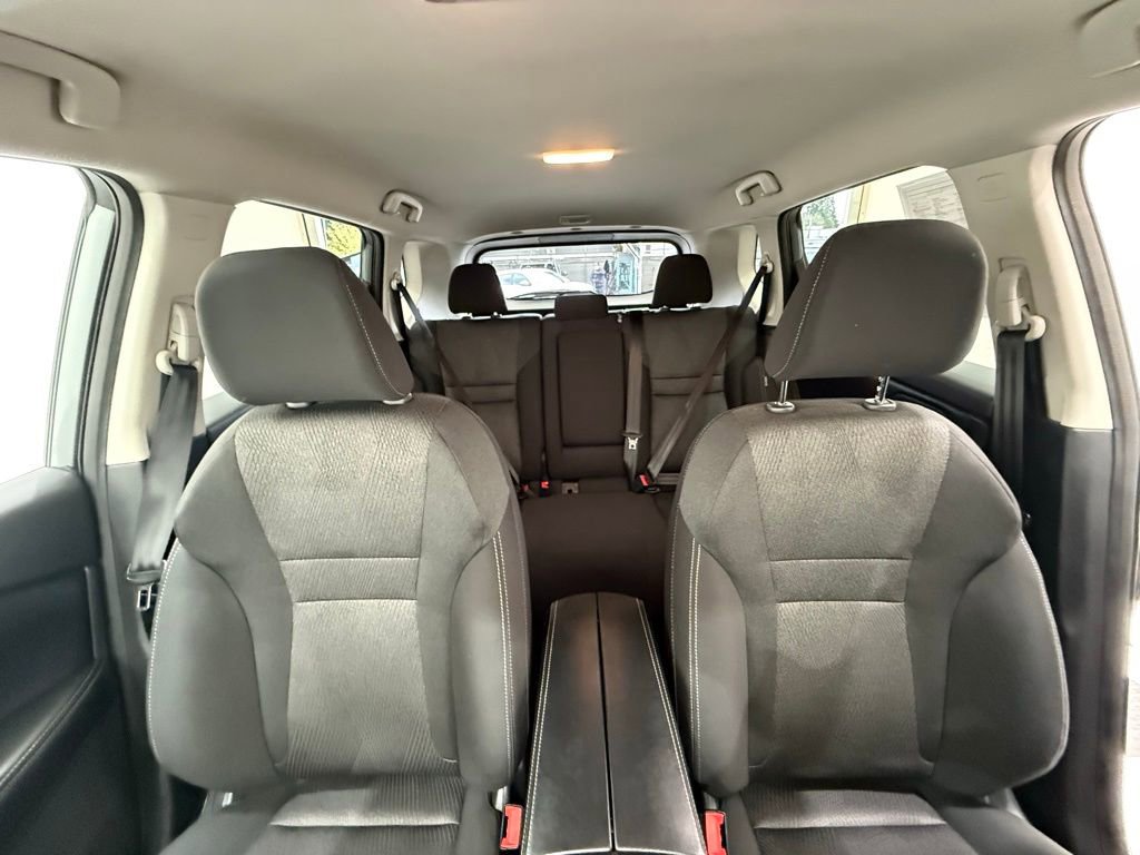 Used 2025 Nissan Rogue SV image 29