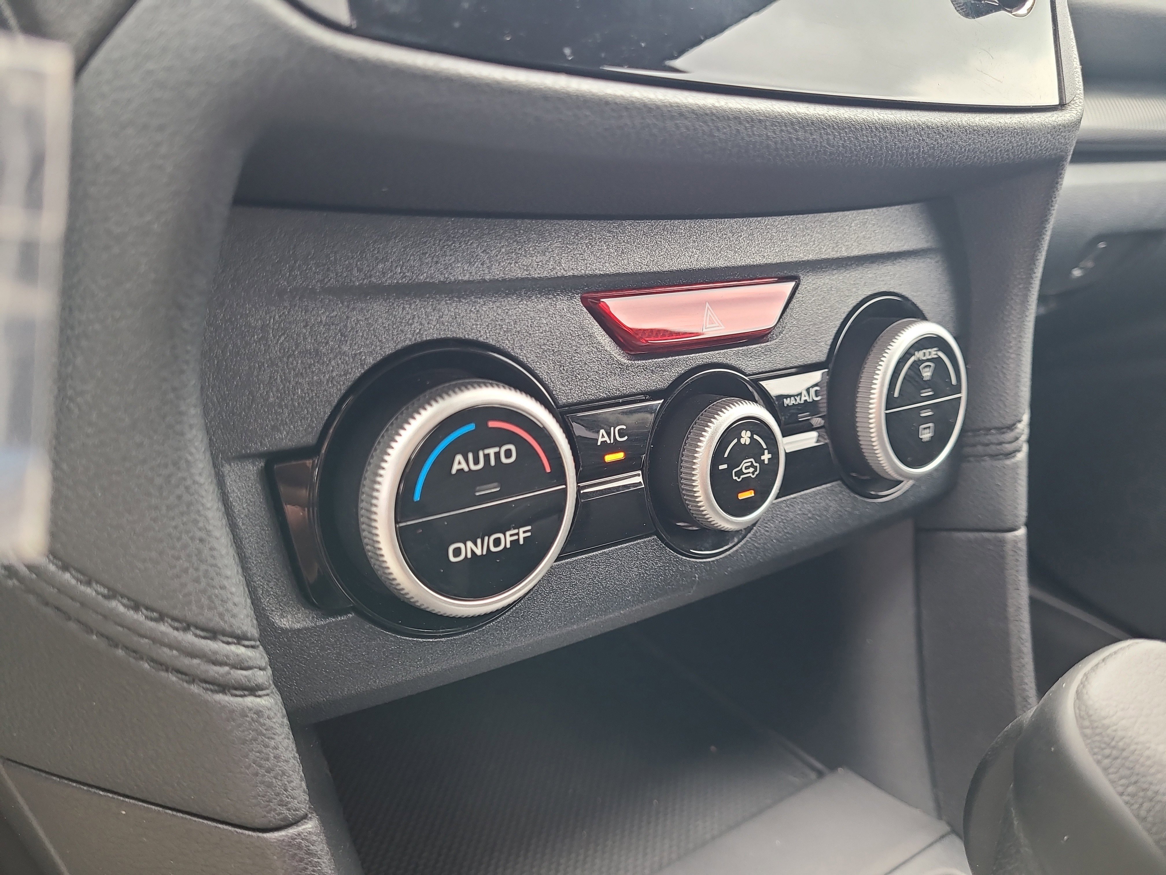 Used 2022 Subaru Crosstrek 2.0i image 27