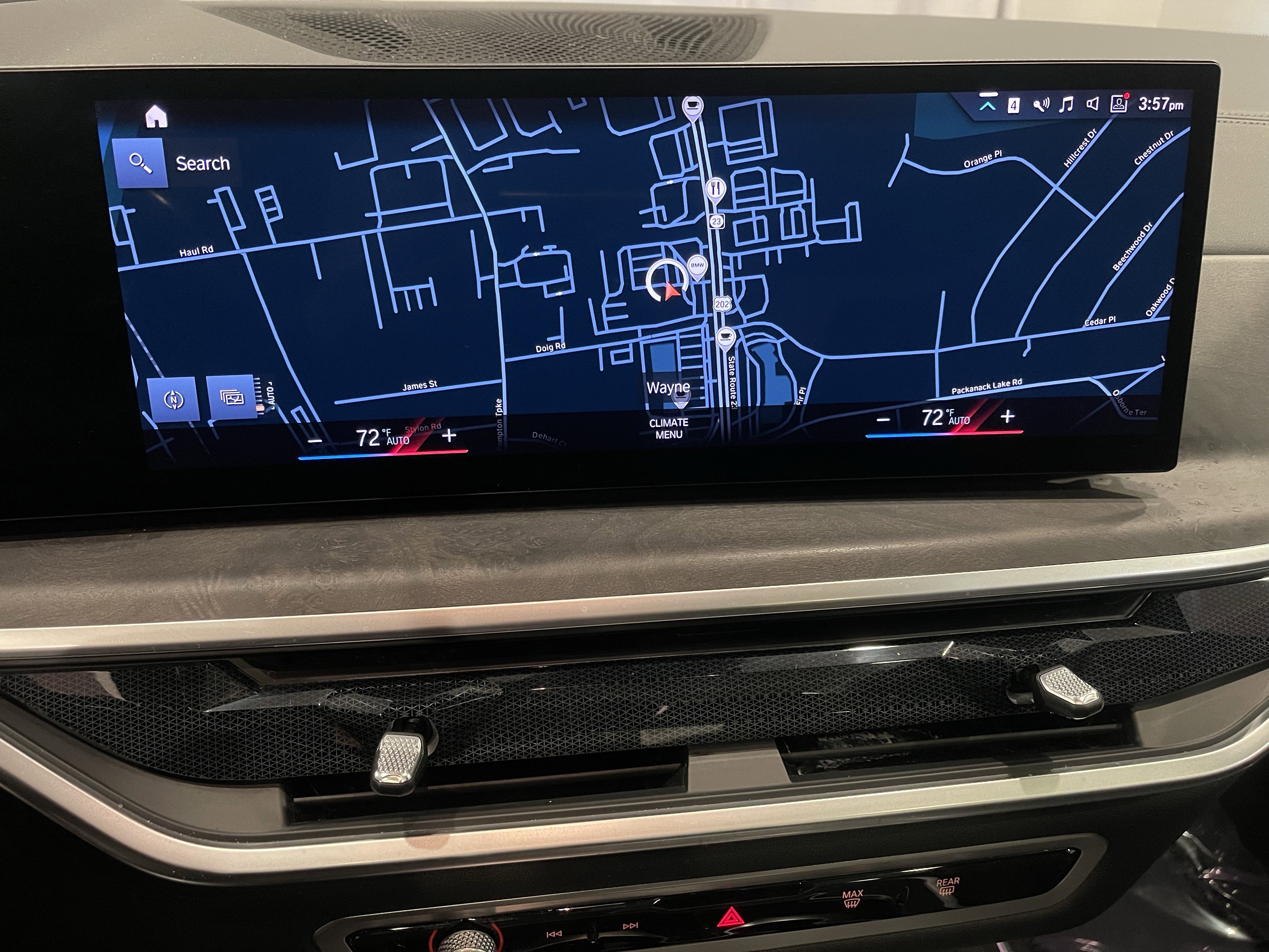 Used 2023 BMW X7 xDrive40i w/ M Sport Package image 23