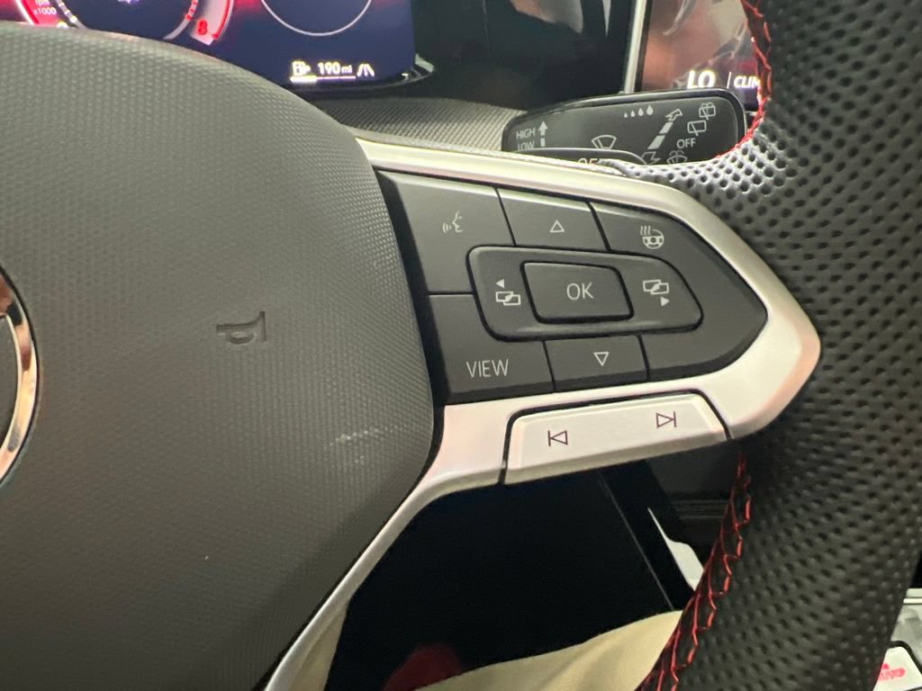 New 2026 Volkswagen GTI SE FWD image 16
