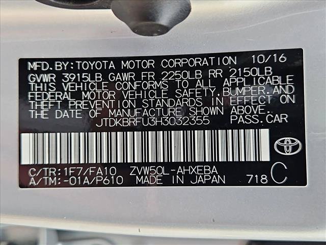 Used 2017 Toyota Prius Three FWD image 23