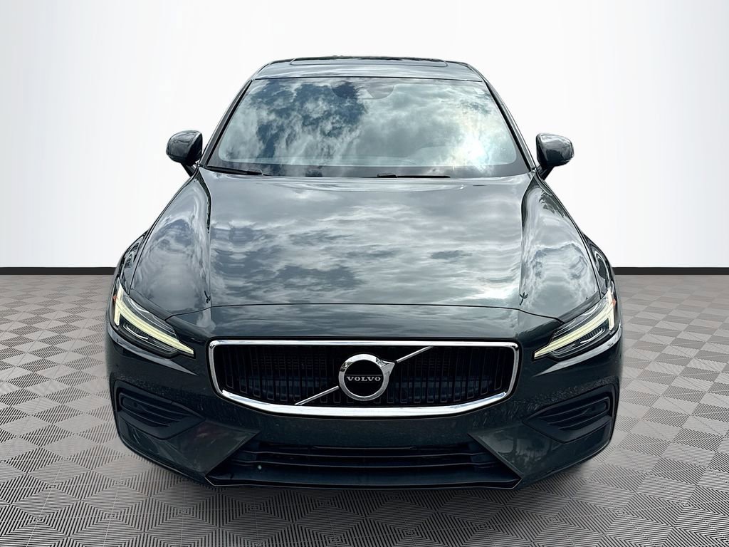 Used 2019 Volvo S60 T5 Momentum w/ Multimedia Package image 2