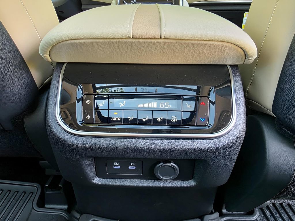 New 2026 Nissan Armada Platinum w/ Convenience Package image 16