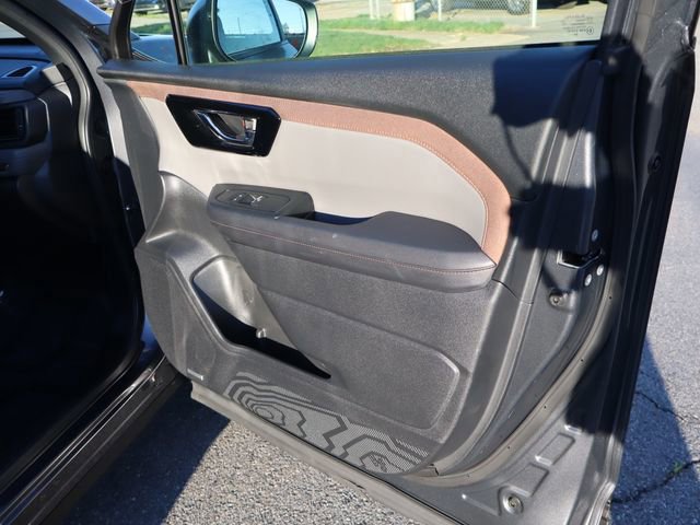 Used 2025 Subaru Forester Sport w/ Popular Package #1 AWD/4WD image 37