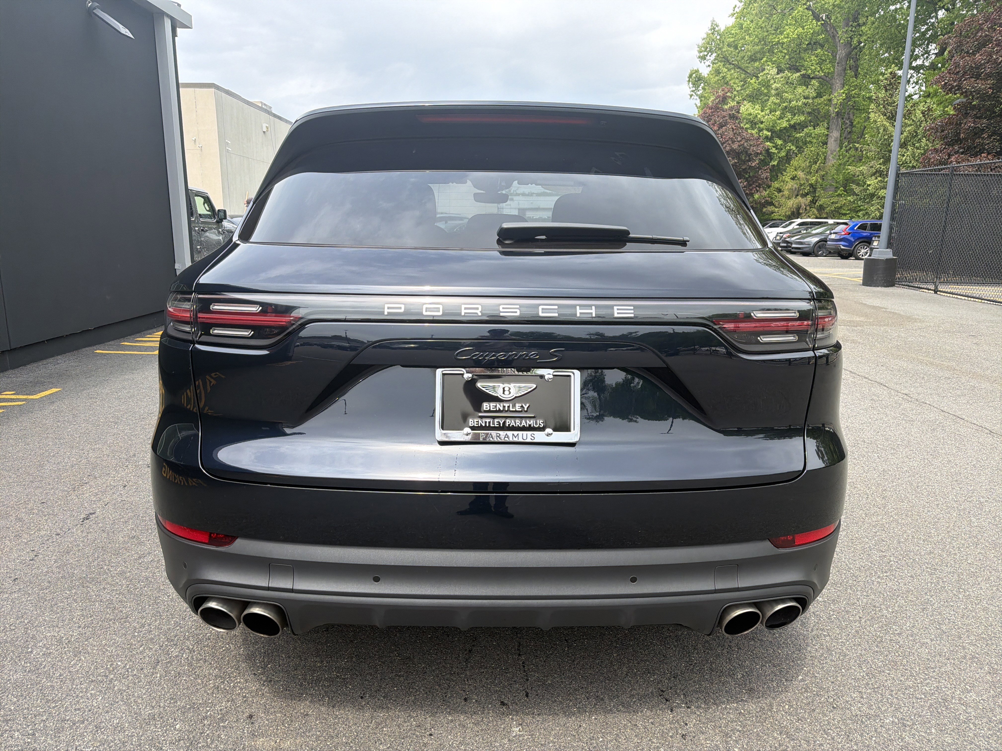 Used 2022 Porsche Cayenne S AWD/4WD image 32