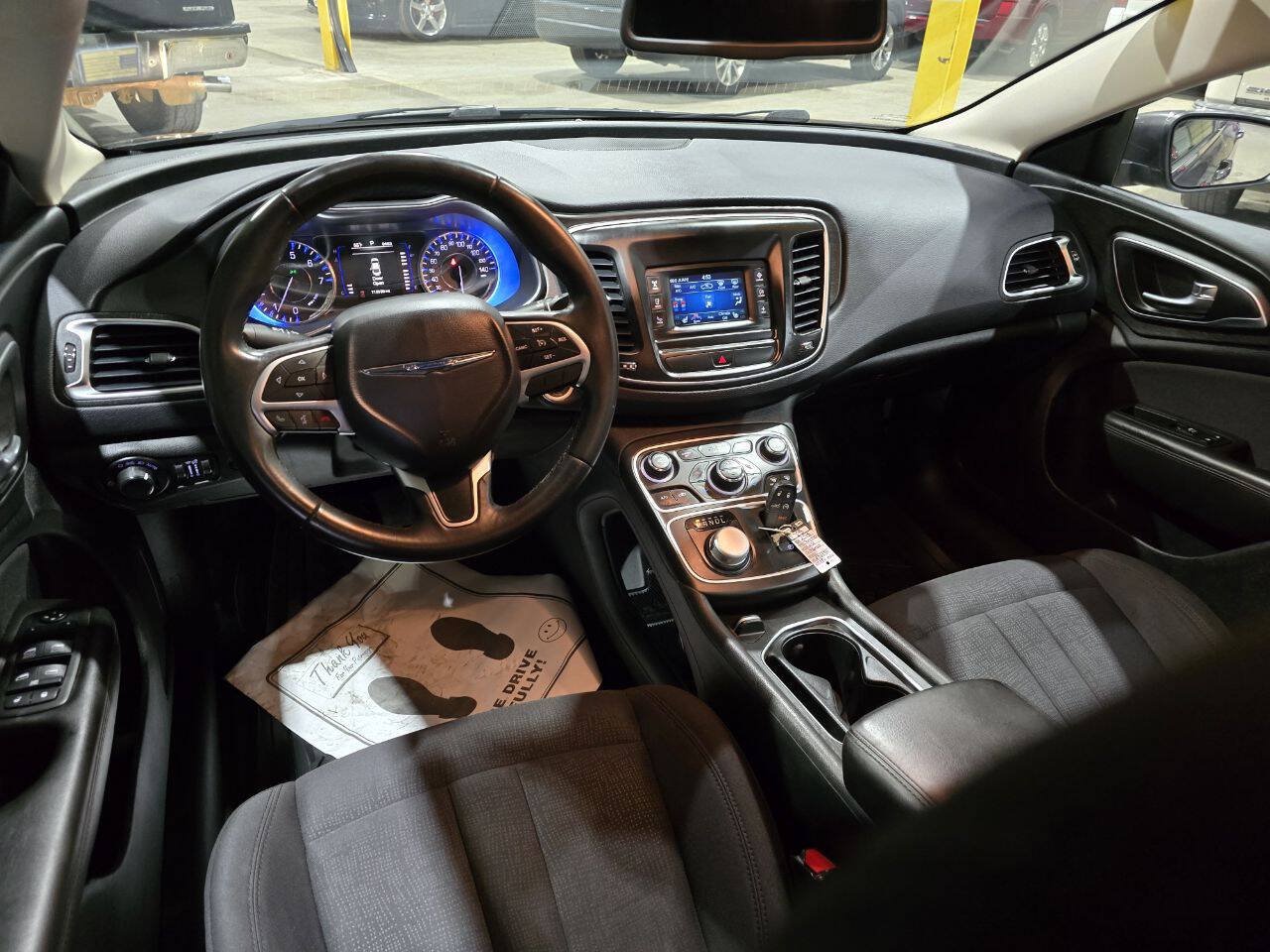 Used 2015 Chrysler 200 Limited w/ Convenience Group FWD image 26
