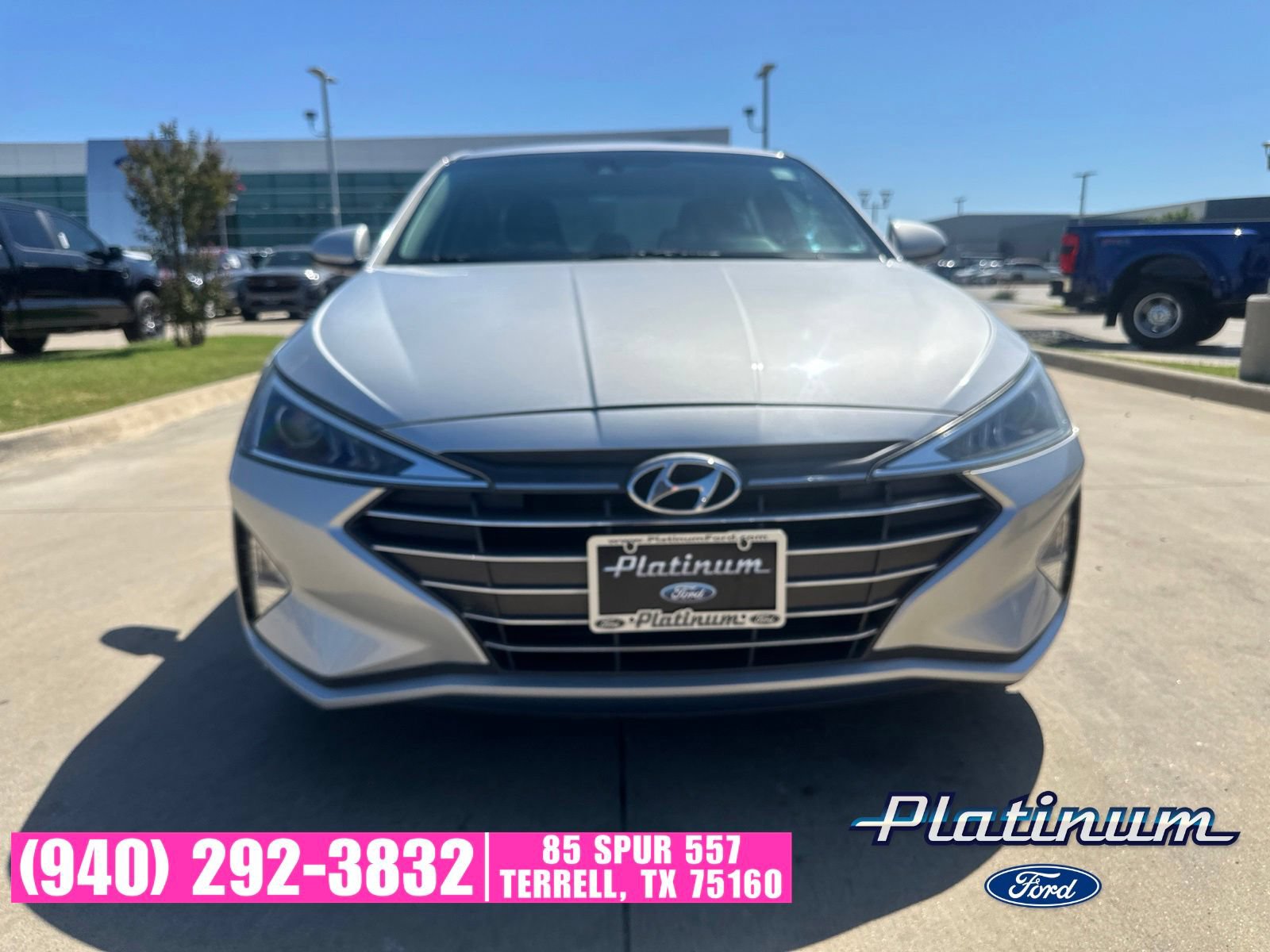Used 2020 Hyundai Elantra SE w/ Winter Weather Package FWD image 9