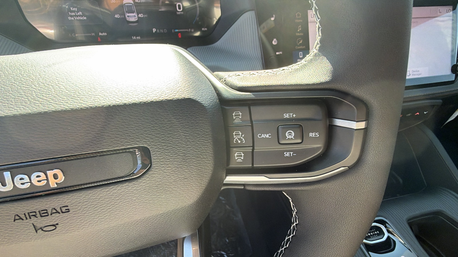 New 2026 Jeep Cherokee Limited AWD/4WD image 24