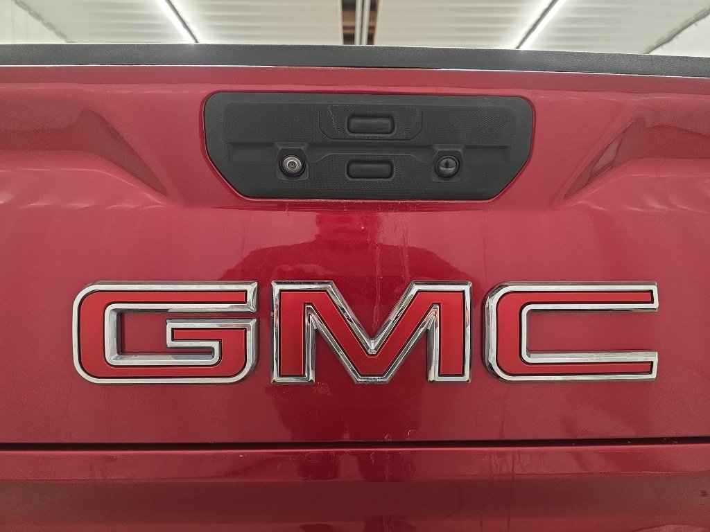Used 2021 GMC Sierra 1500 AT4 AWD/4WD image 15