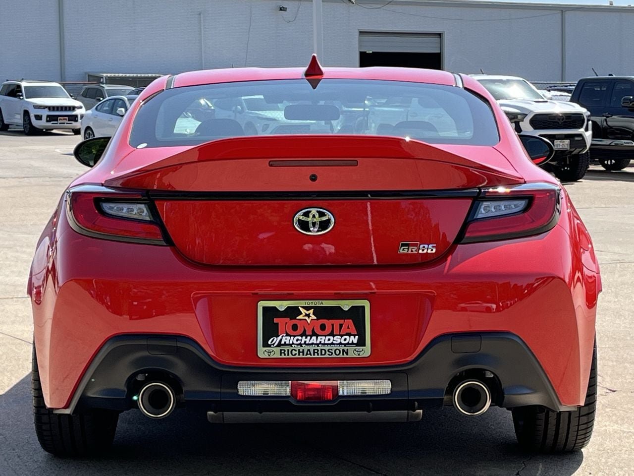 Used 2025 Toyota GR86 Premium RWD image 5