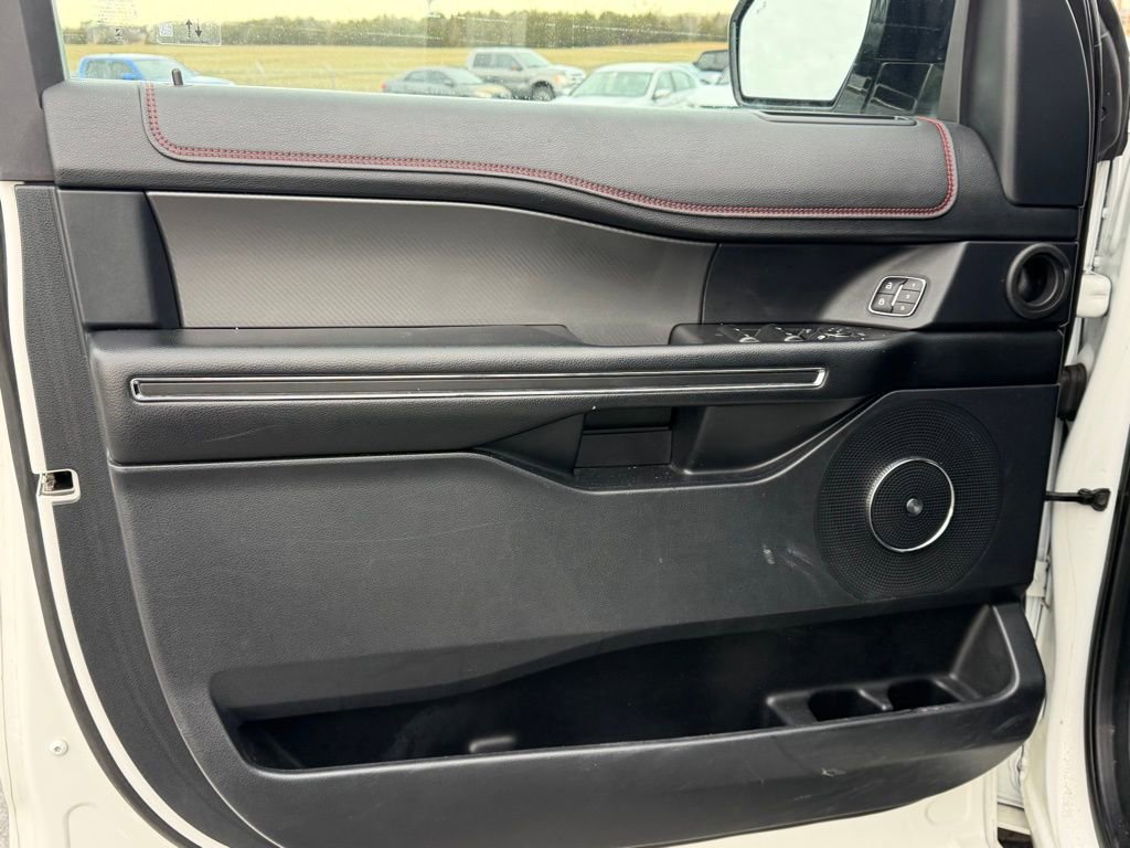 Used 2020 Ford Expedition Limited w/ Equipment Group 303A image 13