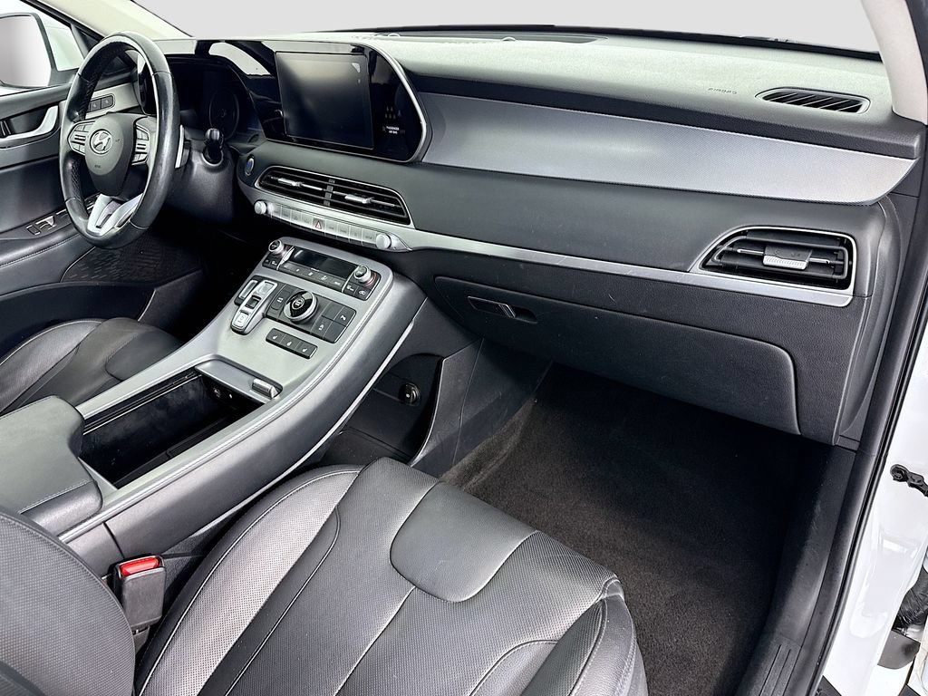 Used 2020 Hyundai Palisade SEL w/ Premium Package FWD image 17