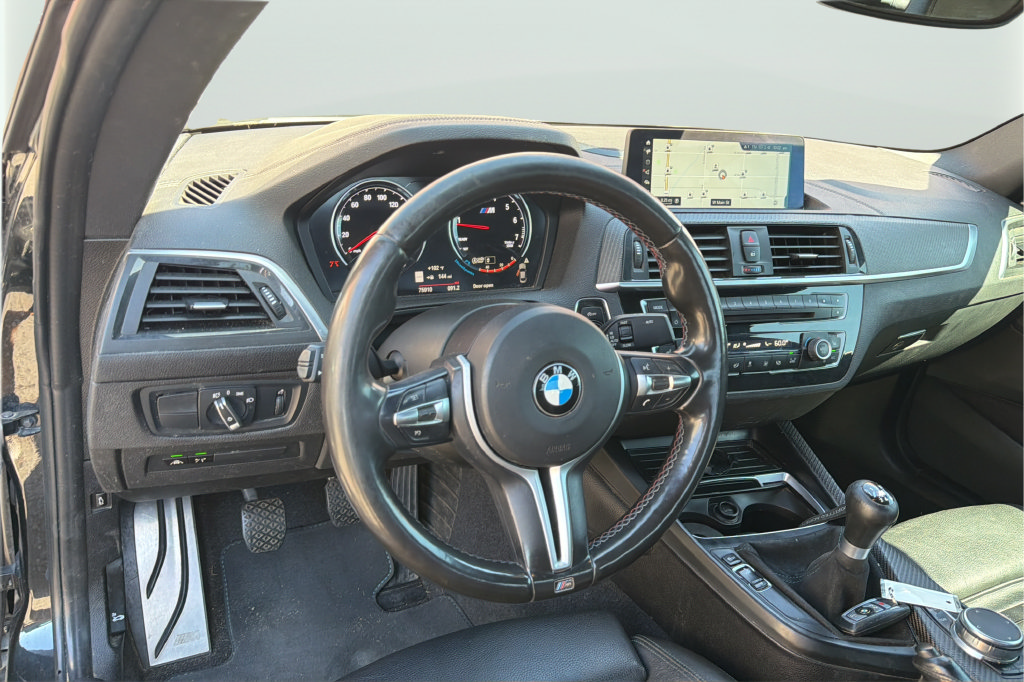 Used 2018 BMW M2 RWD image 16