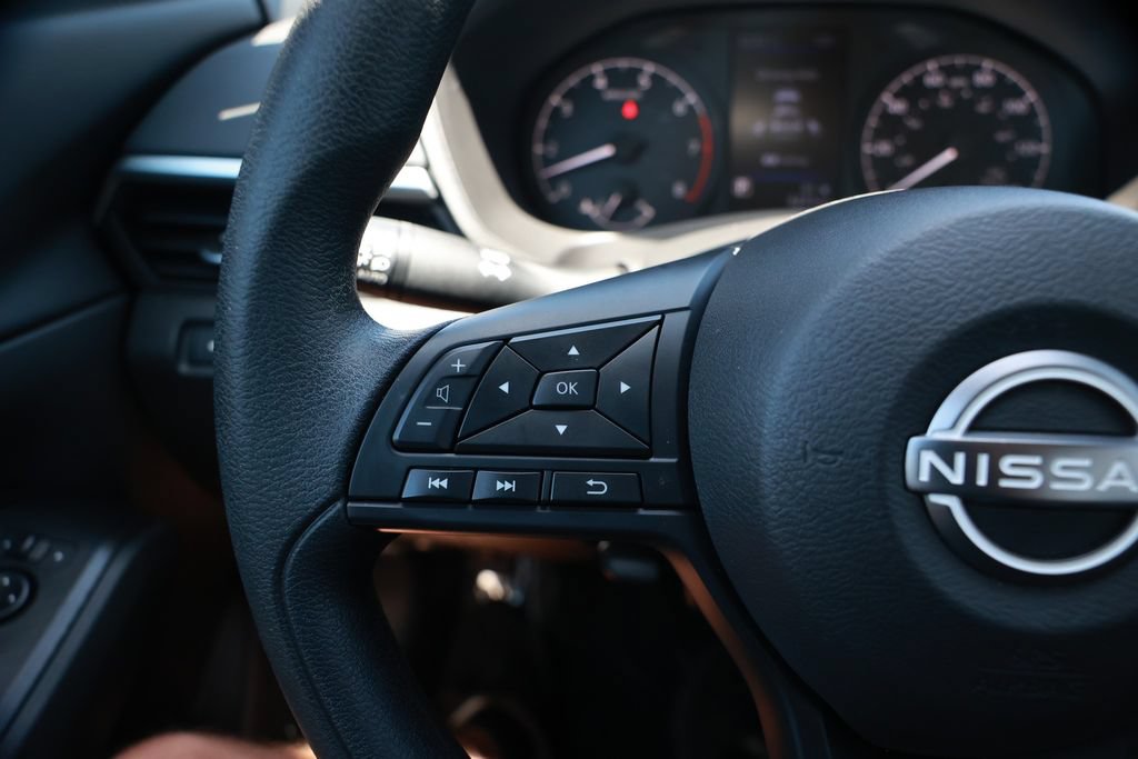 Used 2023 Nissan Altima 2.5 S FWD image 23