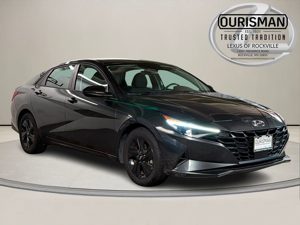 Used 2021 Hyundai Elantra SEL w/ Convenience Package image 1