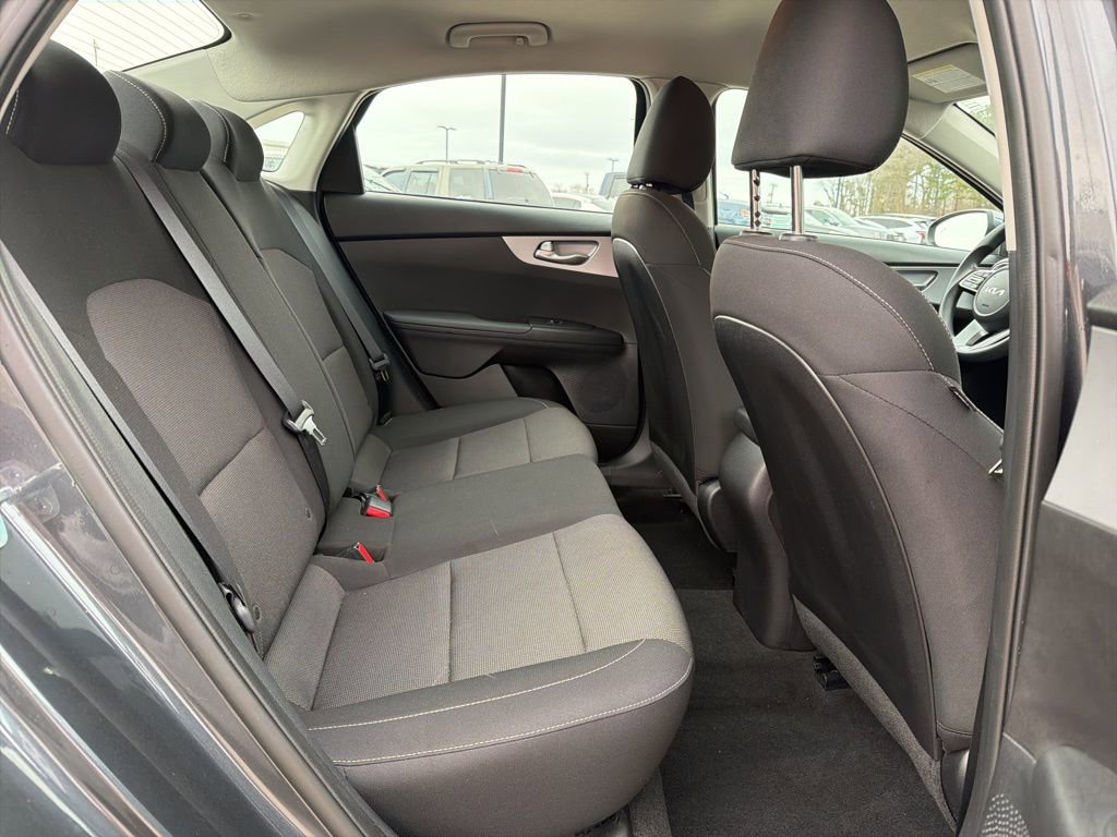 Used 2023 Kia Forte LXS w/ LXS Technology Package image 27