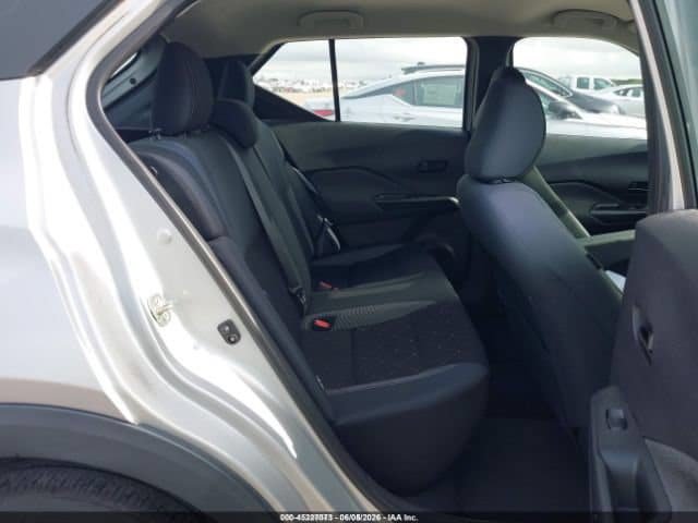 Used 2020 Nissan Kicks S FWD image 8