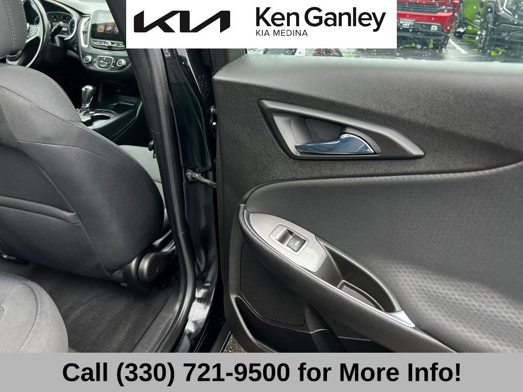 Used 2018 Chevrolet Malibu LT w/ Redline Edition FWD image 50
