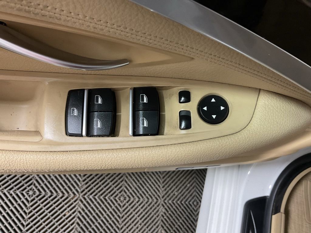 Used 2014 BMW 528i xDrive Sedan image 21