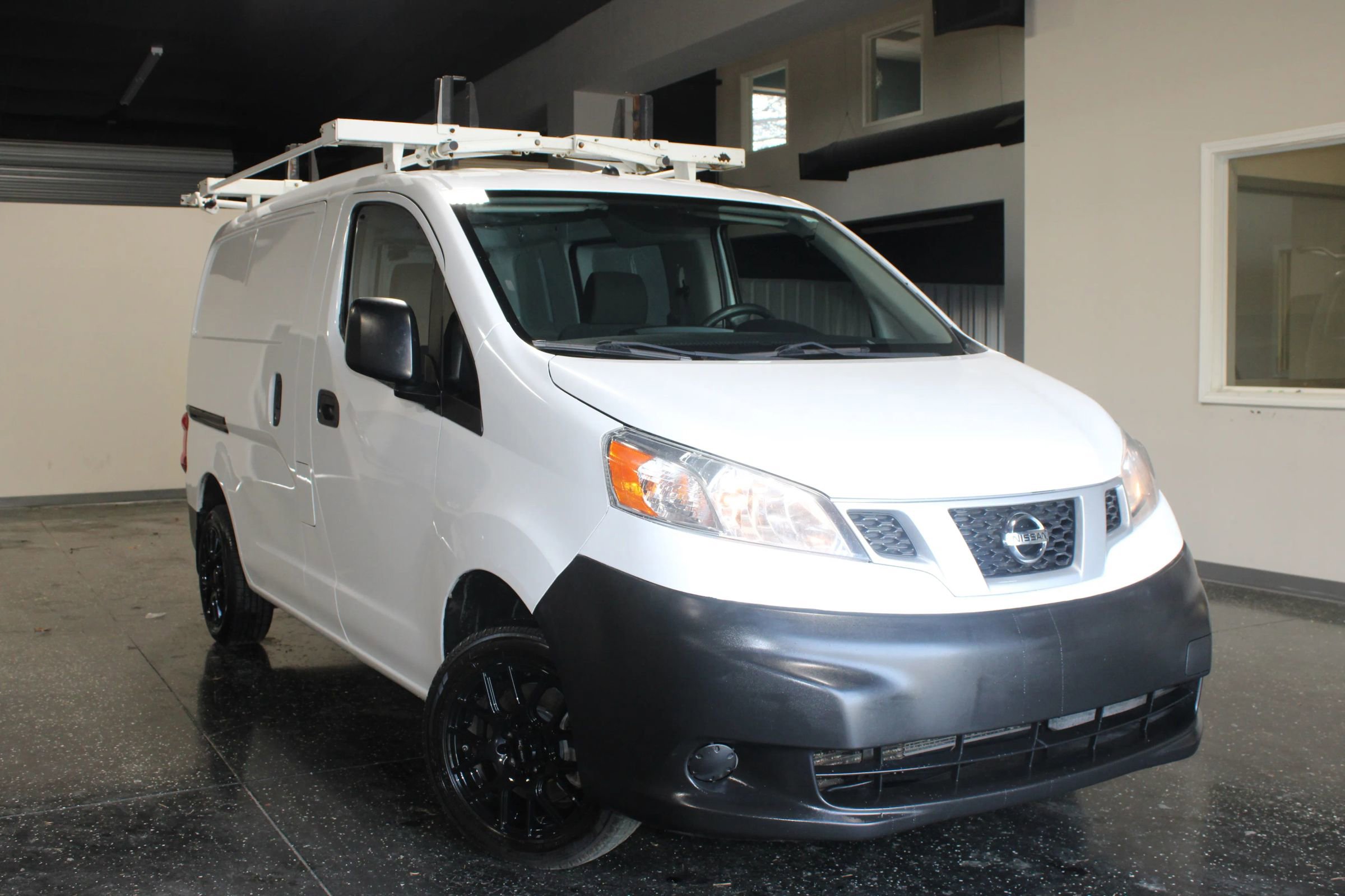 Used 2017 Nissan NV200 S FWD image 1