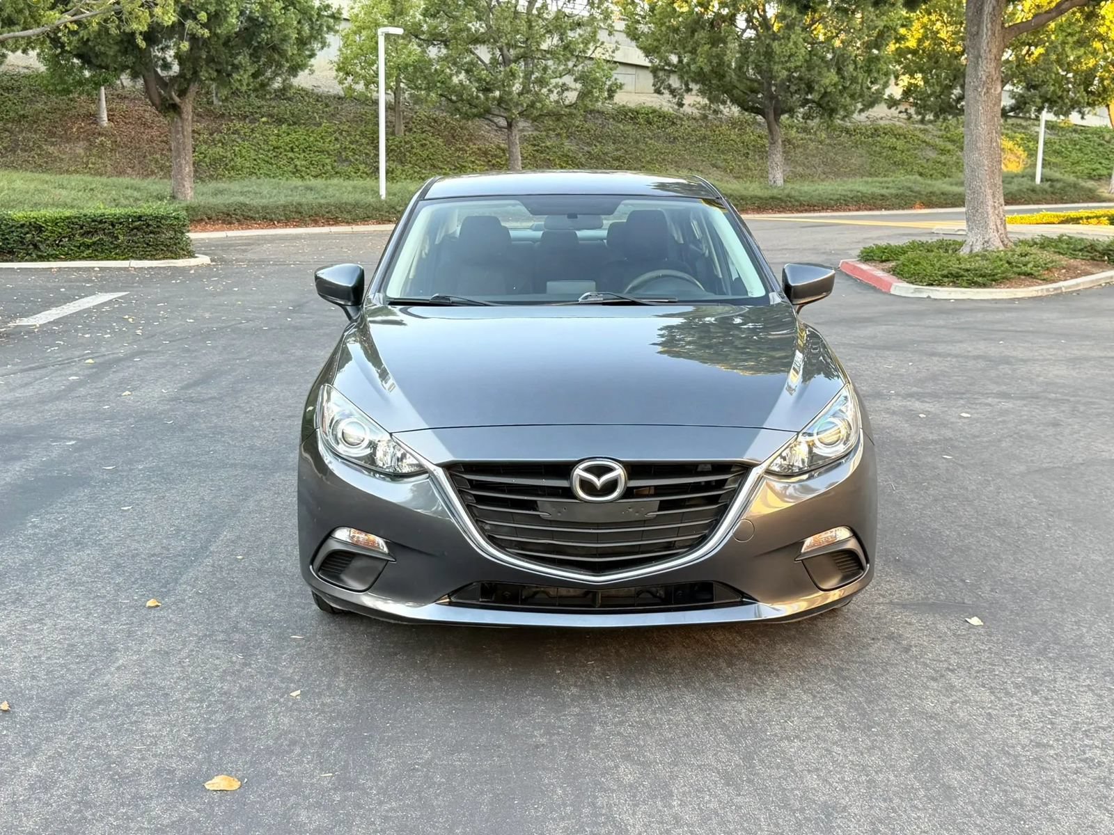 Used 2015 MAZDA MAZDA3 i Sport FWD image 8