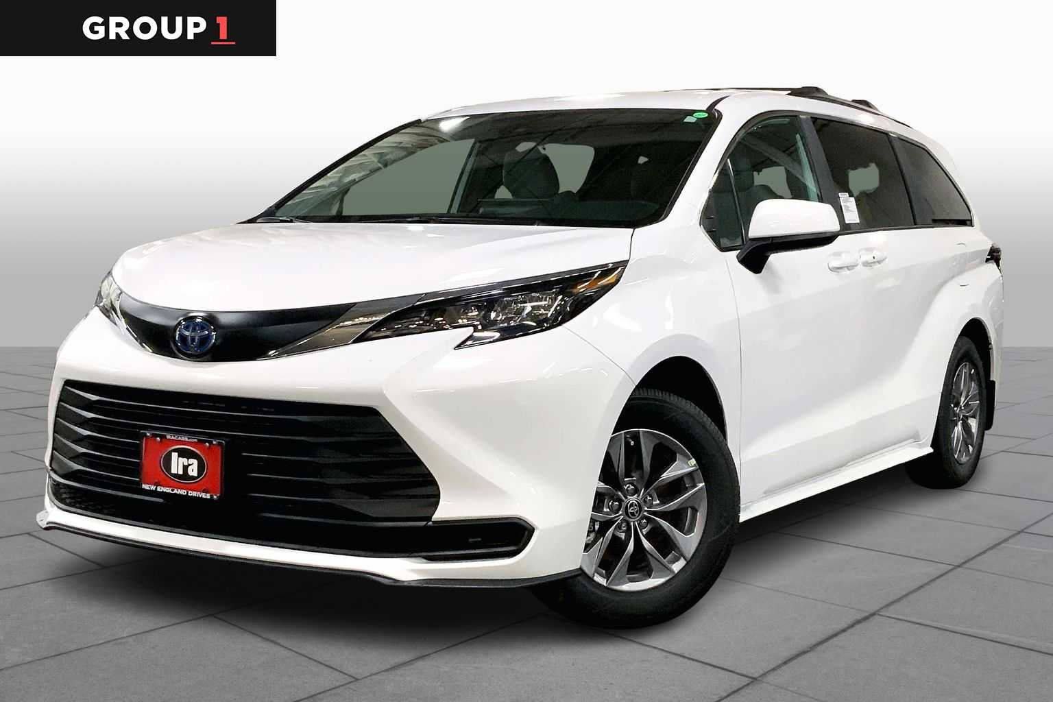 New 2025 Toyota Sienna LE