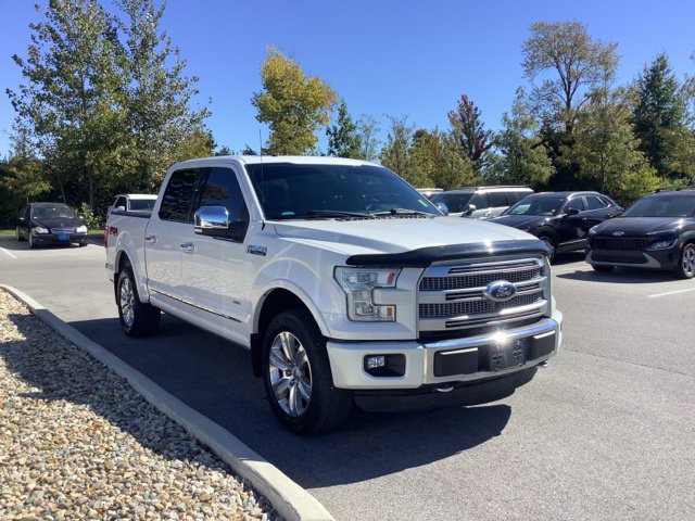 Used 2015 Ford F150 Platinum w/ Equipment Group 701A Luxury AWD/4WD image 3
