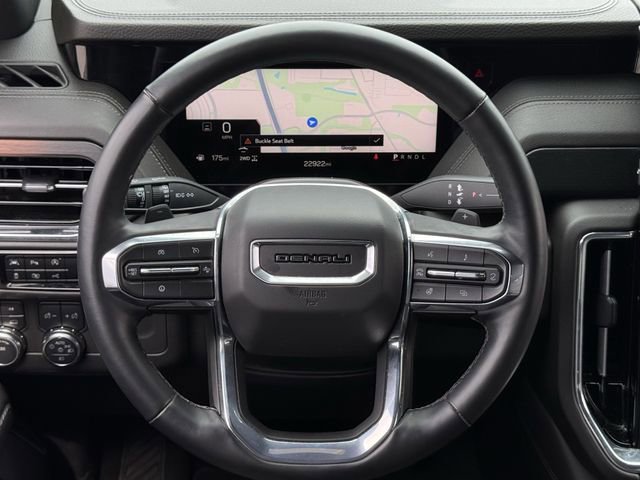 Used 2025 GMC Yukon Denali AWD/4WD image 12