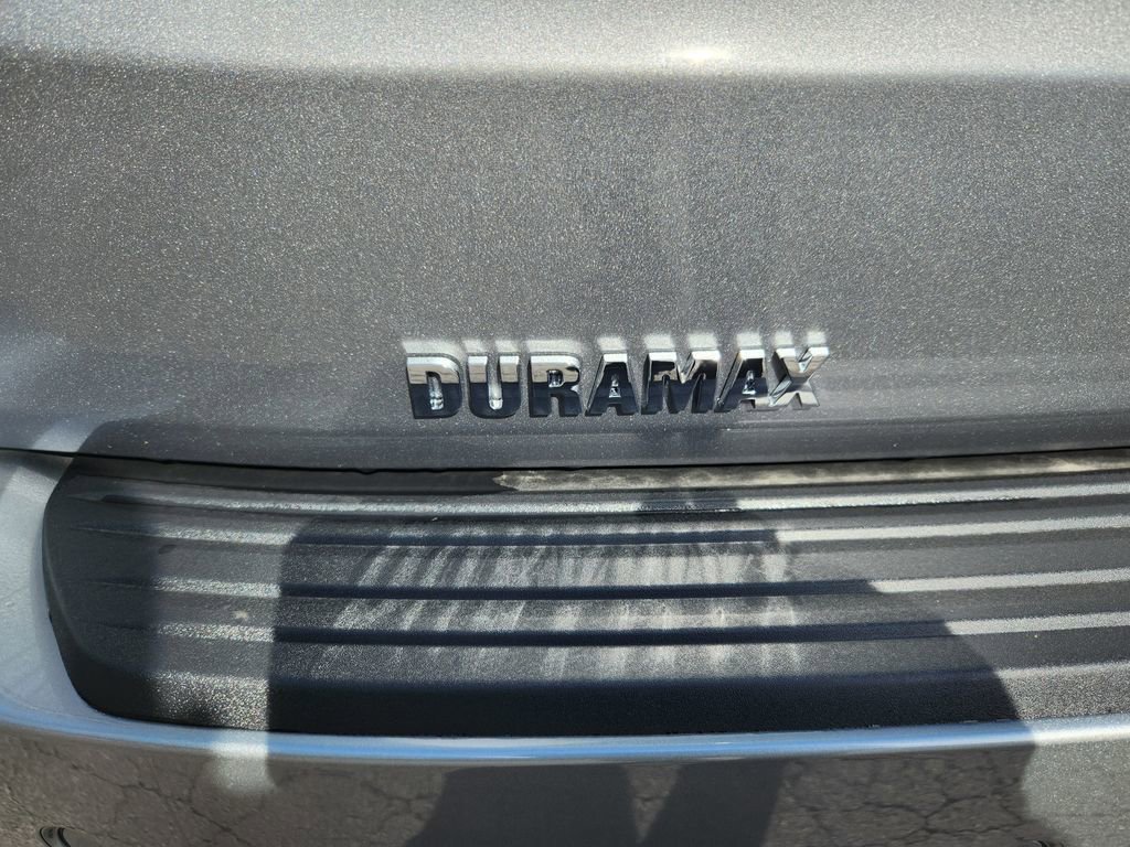 New 2026 Chevrolet Suburban Premier image 6