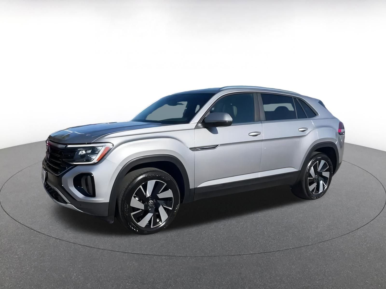 Used 2025 Volkswagen Atlas Cross Sport SE image 8