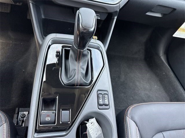 New 2025 Subaru Crosstrek 2.5i Limited w/ Crosstrek Mirror Package image 12