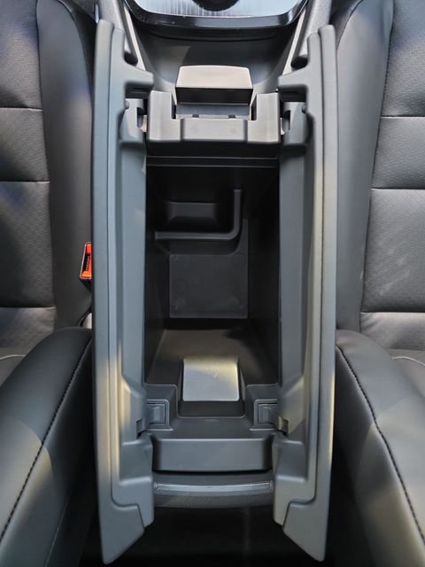 New 2026 Nissan Rogue SV image 28