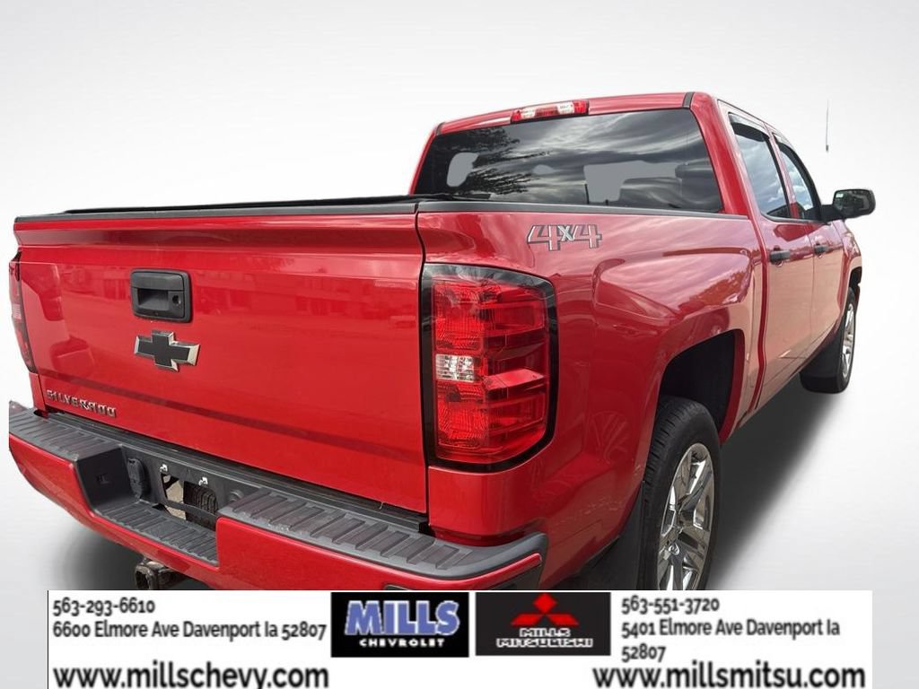Used 2018 Chevrolet Silverado 1500 Custom w/ Custom Value Package AWD/4WD image 4