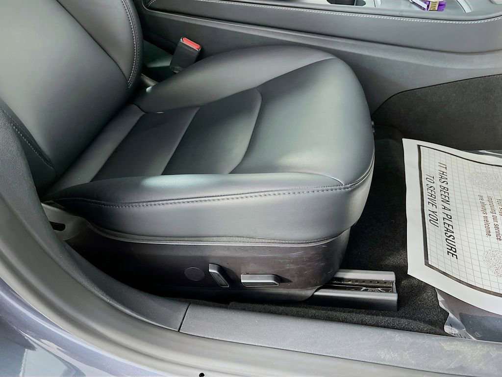 Used 2023 Tesla Model 3 Standard Range RWD image 31