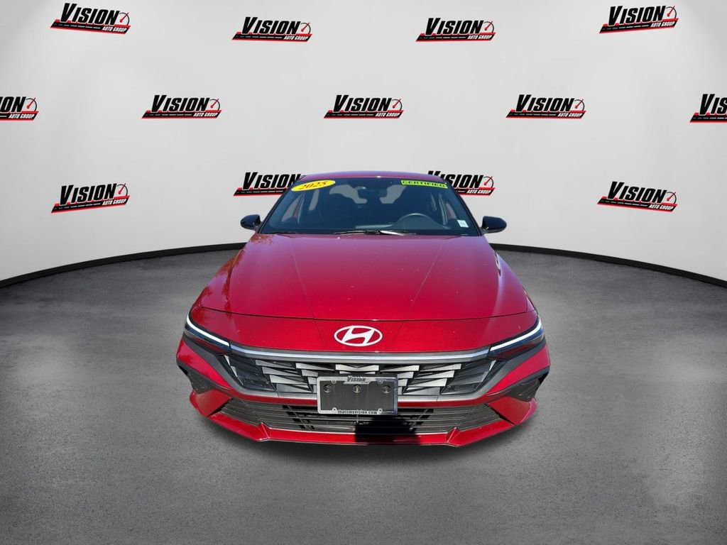 Certified 2025 Hyundai Elantra Sport video 2