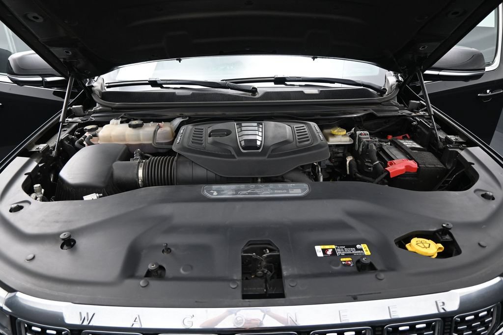 Used 2024 Jeep Grand Wagoneer L 4WD image 37
