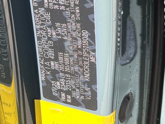 Used 2023 Kia Niro EX image 36