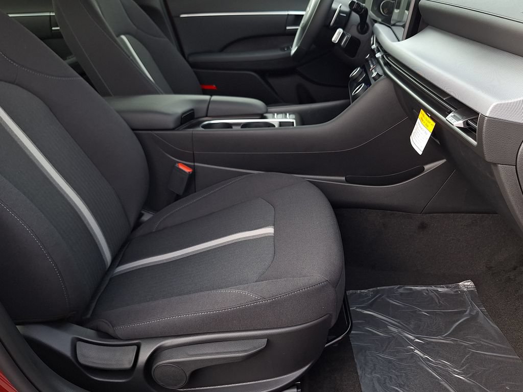 New 2026 Hyundai Sonata SEL FWD image 27