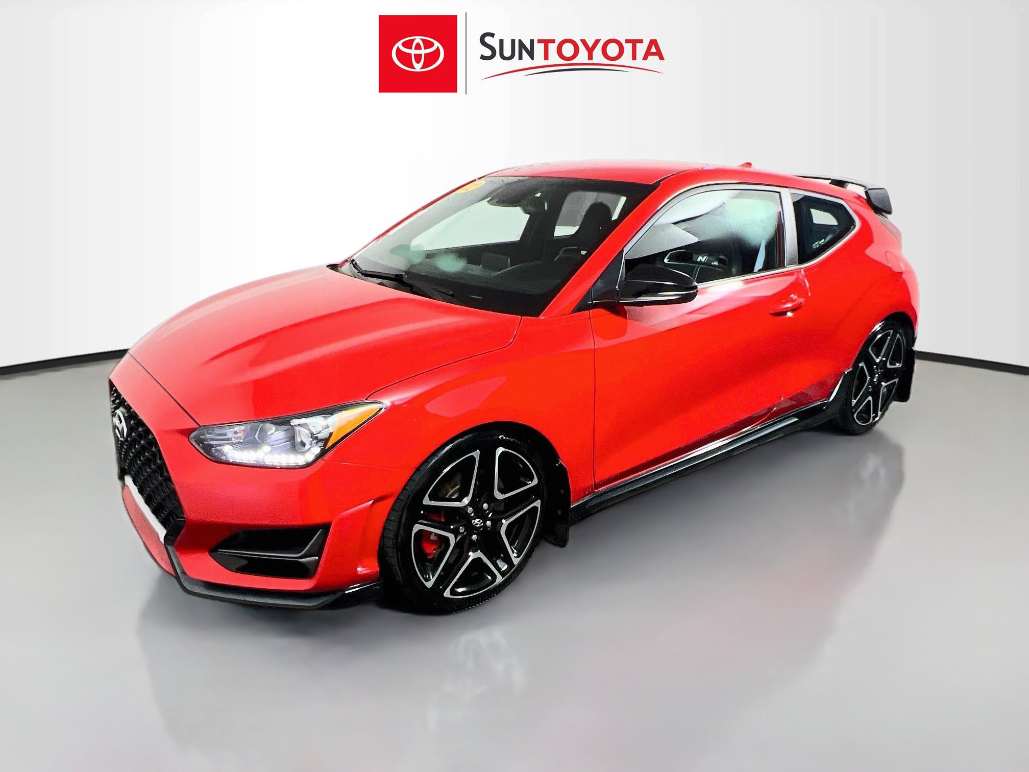 Used 2022 Hyundai Veloster N FWD image 9