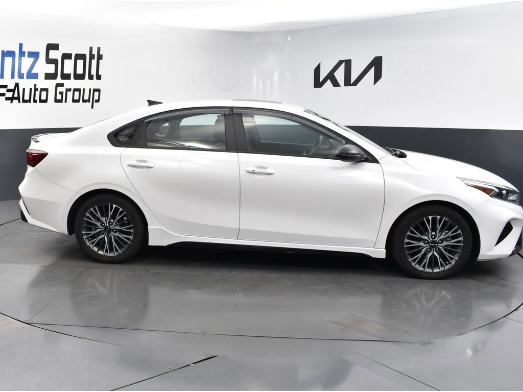 Certified 2022 Kia Forte GT-Line w/ GT-Line Premium Package image 6