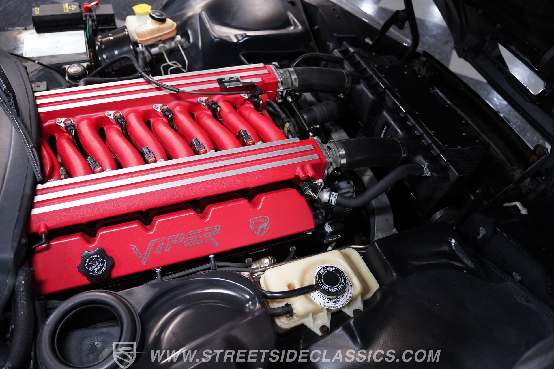Used 2000 Dodge Viper GTS RWD image 27