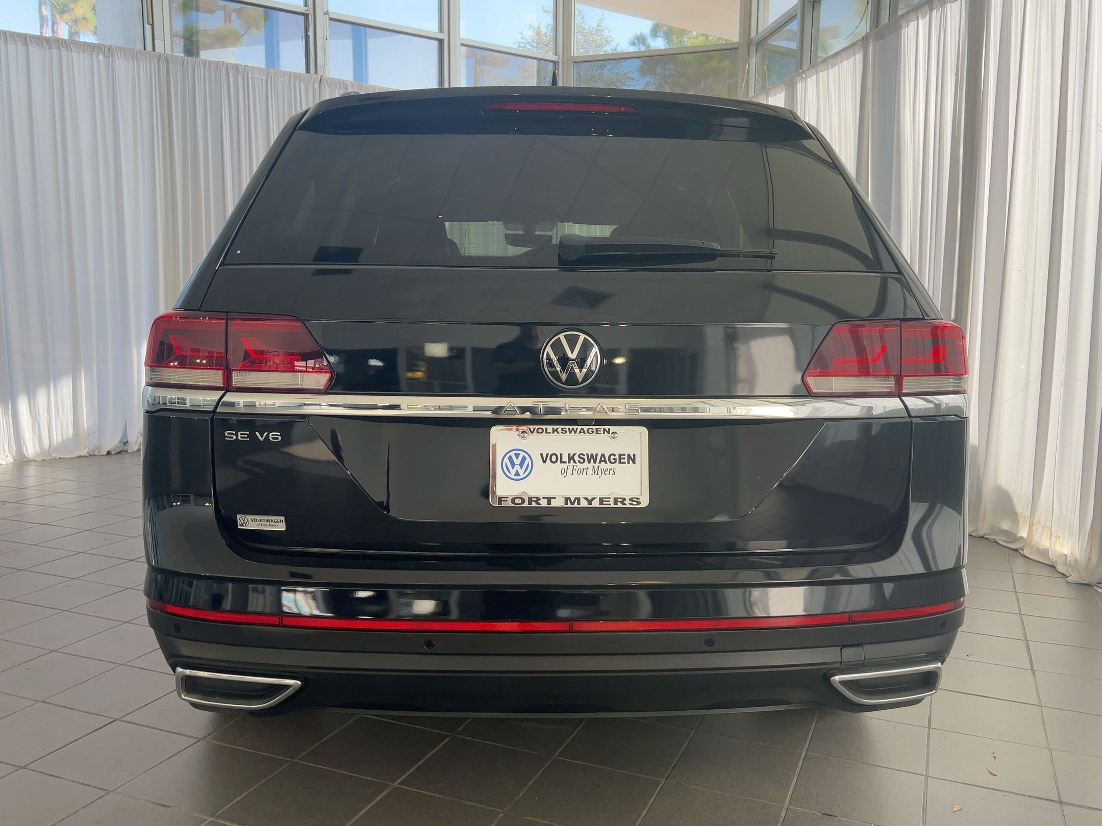 Used 2021 Volkswagen Atlas SE image 10