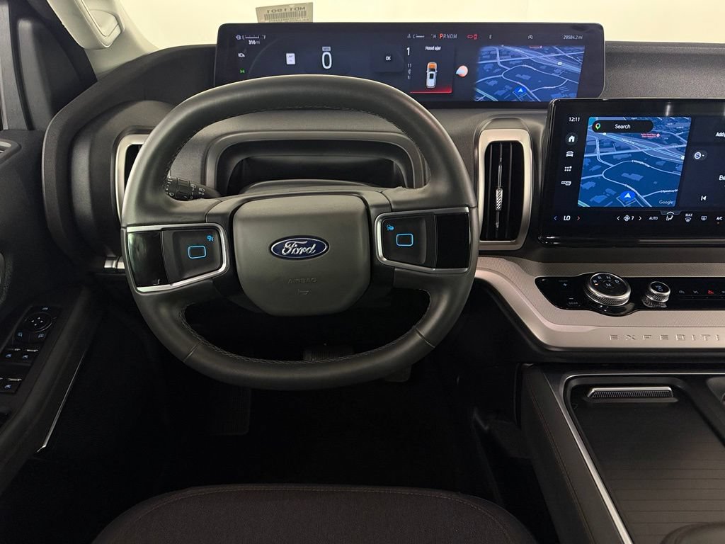 Used 2025 Ford Expedition Max Active RWD image 16