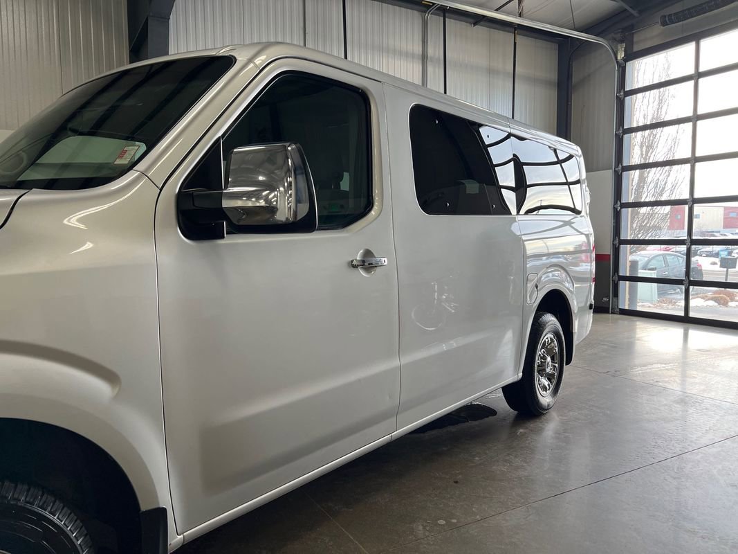 Used 2017 Nissan NV 3500 SV image 26