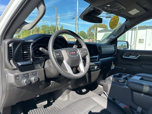 Used 2024 GMC Sierra 1500 Elevation image 12