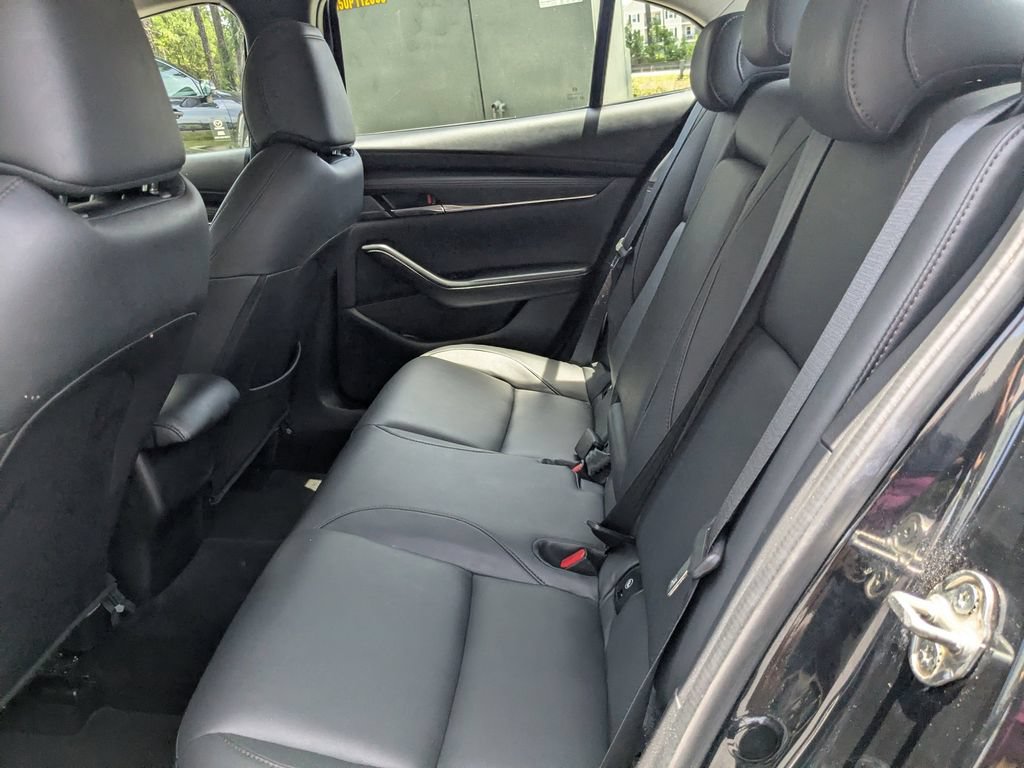 Used 2024 MAZDA MAZDA3 s FWD image 13