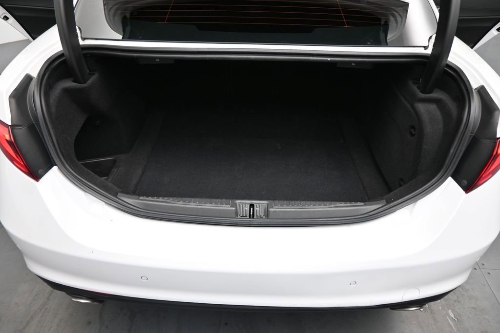 Used 2021 Alfa Romeo Giulia Ti w/ Nero Edizione RWD image 20